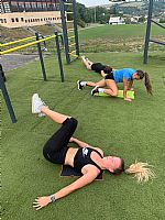  autor: Lena Oborn�