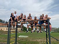  autor: Lena Oborn�